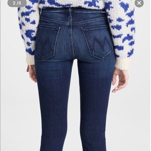 *like new Mother the looker jeans. 25. Clean sweep